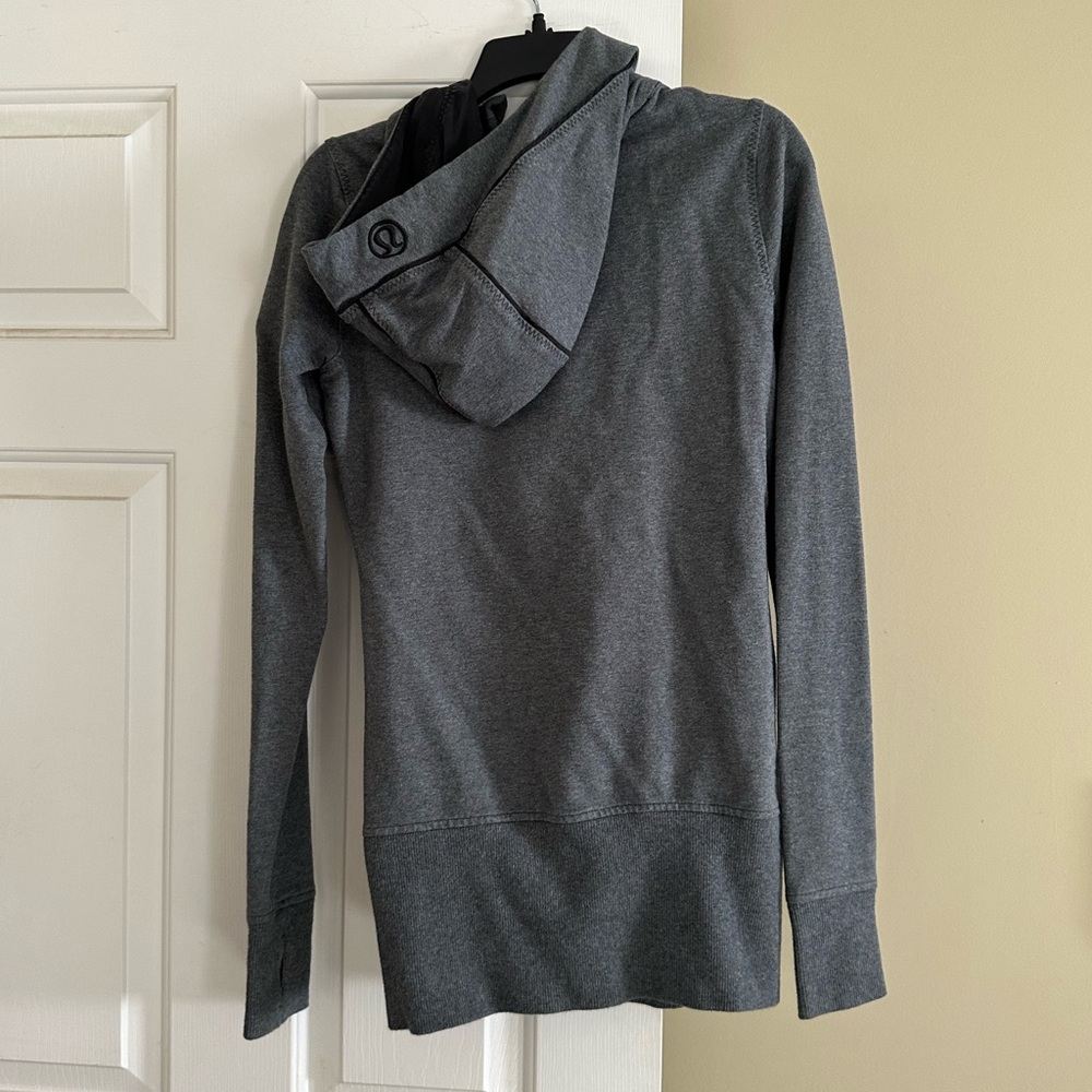 Lululemon jacket - Picture 2 of 5